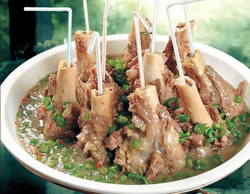 襄陽味道(dào)：筒子骨